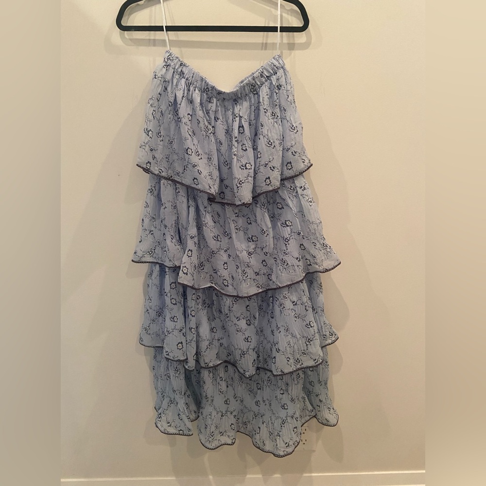 Tired floral skirt